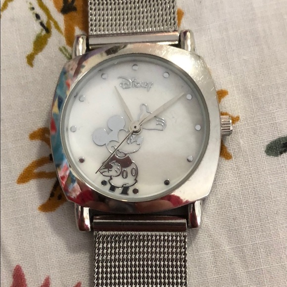 Mickey Mouse silver watch mesh band - Picture 1 of 6